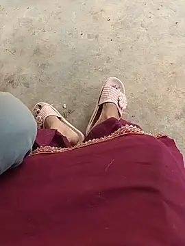 YOURBHABI143 webcam