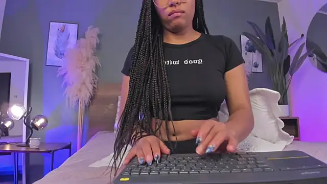 Lynncute webcam