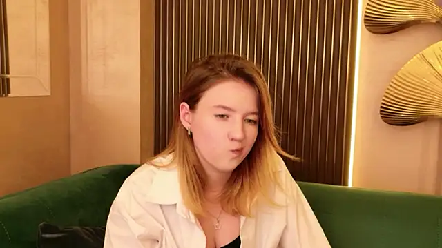 Laura_Stellar webcam