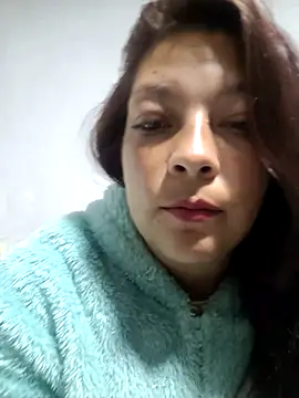 CurvyMilen webcam