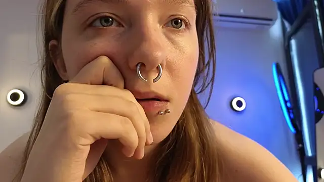 LauraLowe webcam