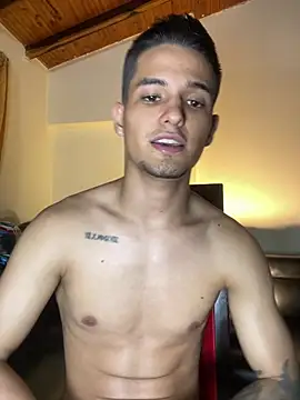 Aaronsexroom webcam