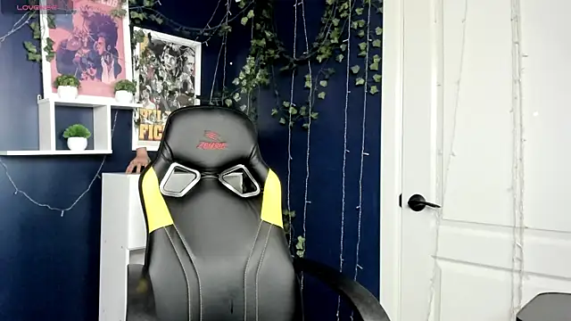 Lil_Zoraa webcam