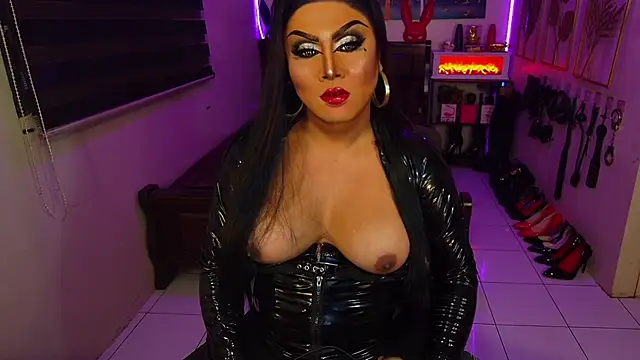 xCumOnOverMex webcam
