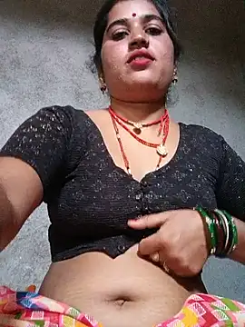 Hot_kamla live cam on StripChat