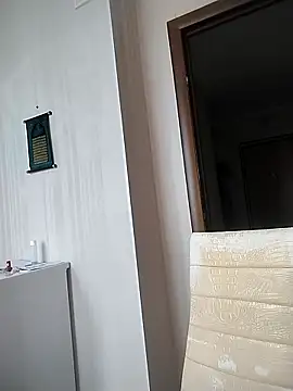 MilkCandyGirl webcam