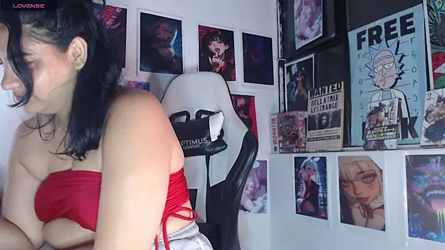 gigiqueen_18 (F young) - ride dildo pussy