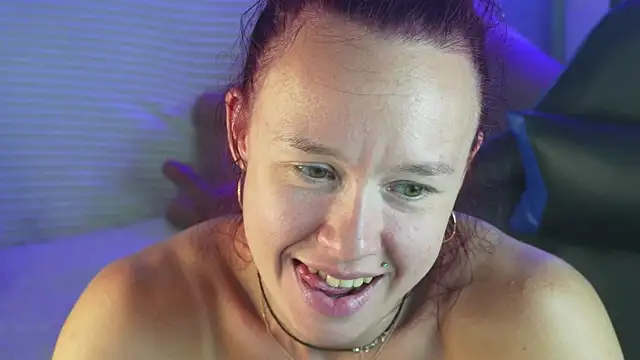 Spoty_Kate_ webcam
