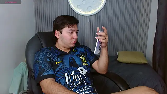 Julian_Smith21 webcam