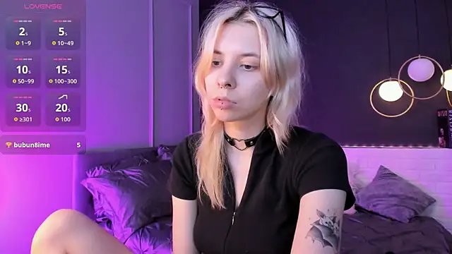 Camilla_Evers webcam