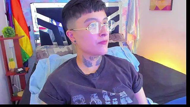abby_thompson____ webcam