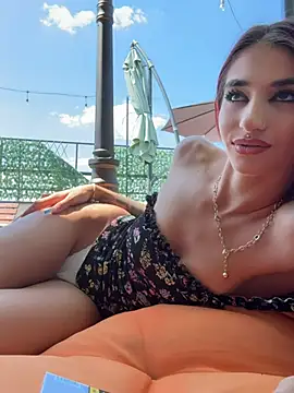 VixenRosse webcam