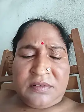 shampadebnath live cam on StripChat