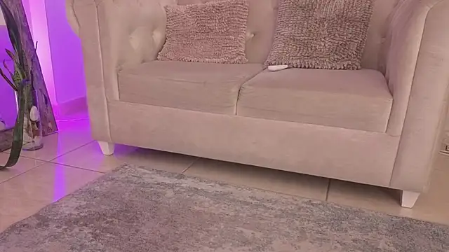 Emilly_Beaumont webcam