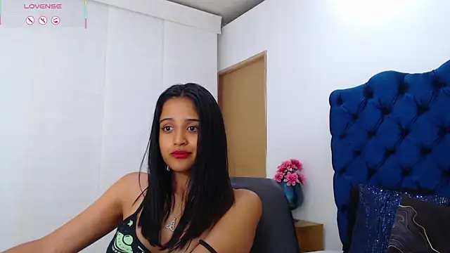 Lili666_ webcam