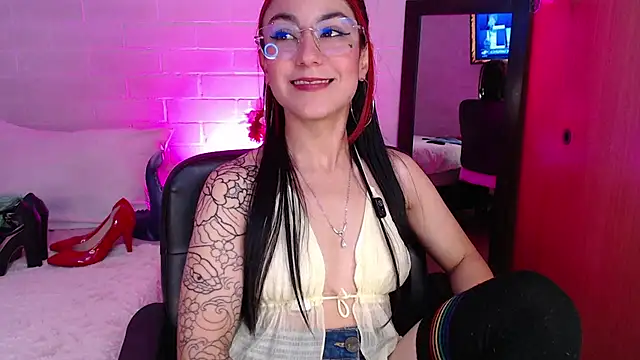 Amy66 webcam