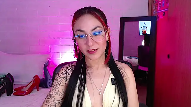 Amy66 webcam