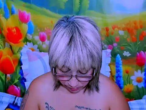 indianroxy webcam