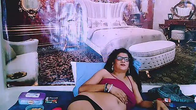 IndianAllure webcam