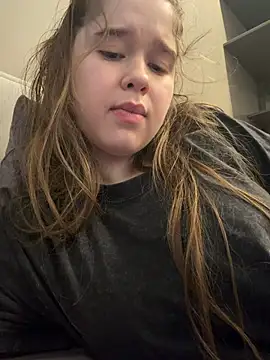 HornyGirlH webcam