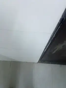 healthyguy175 (M young) - Shower show