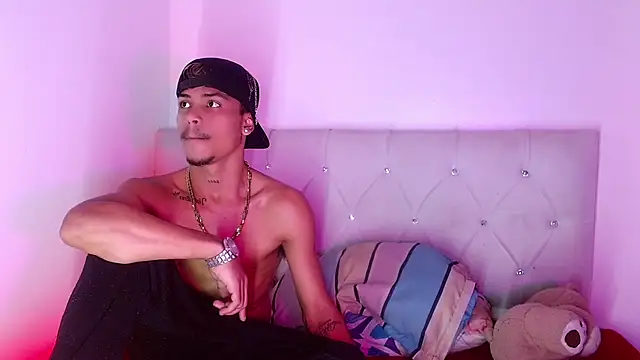 Angel_foxc13 webcam