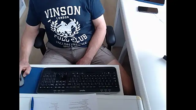 dutchpornking live cam on StripChat