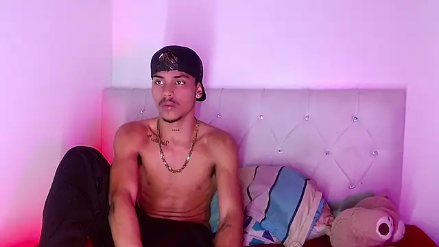 Angel_foxc13 webcam