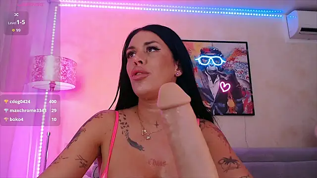 LaylaCruzRose webcam