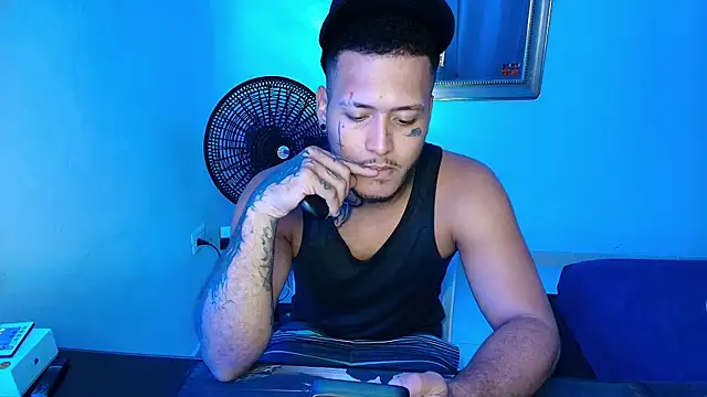 crow_black00 webcam