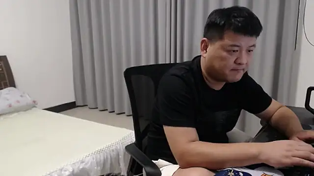 zhang1118 webcam