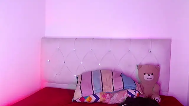 Angel_foxc13 webcam