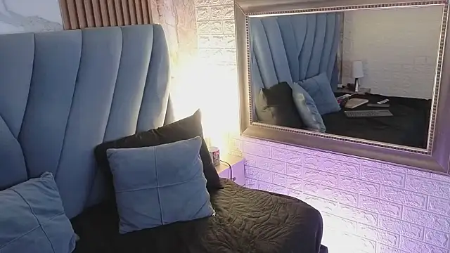 AndreinaLopezz webcam