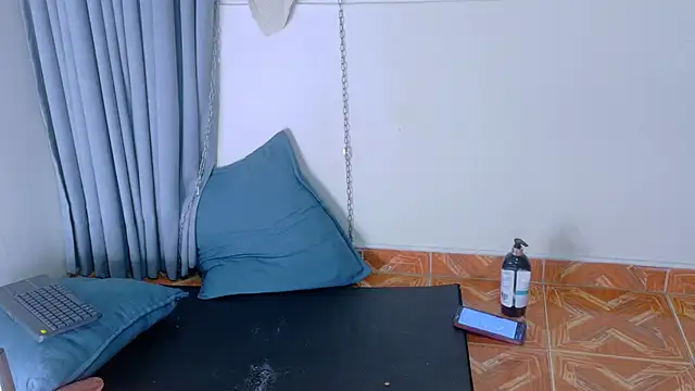 JenaCooper_ webcam