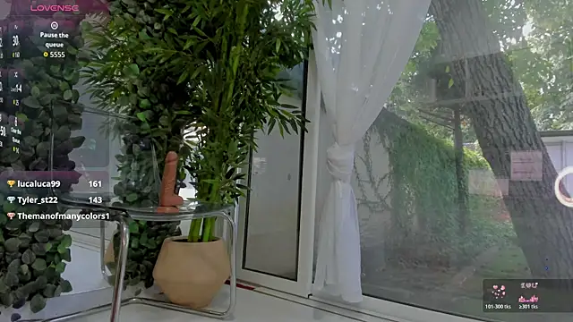 Lexi_Storm webcam