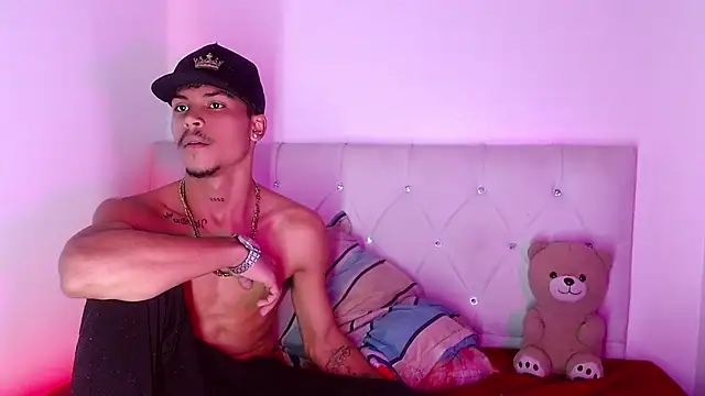 Angel_foxc13 webcam