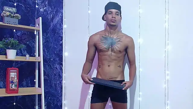 kai_storm77 webcam