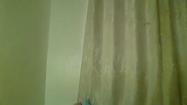 Yours_little_secret webcam