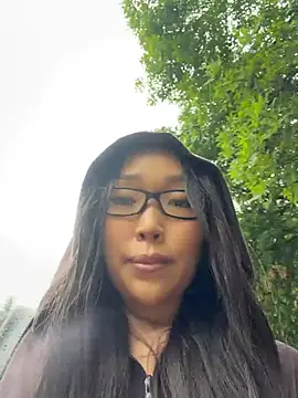 trytomakememoam webcam