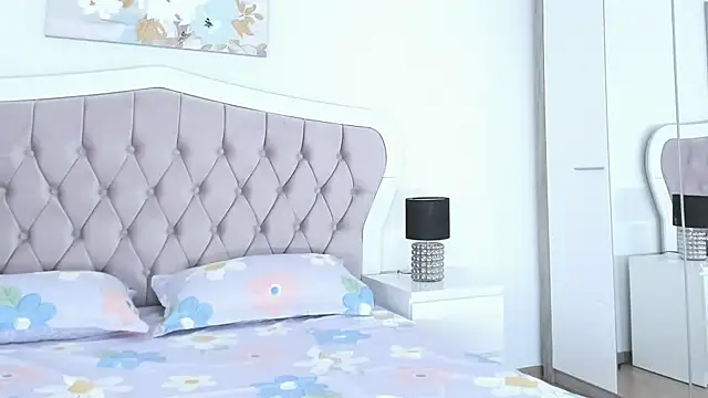 purefantasy live cam on StripChat