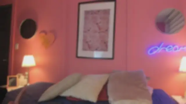 SoySaraa webcam