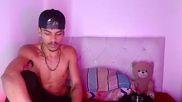 Angel_foxc13 webcam