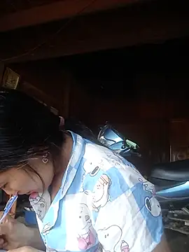 ngan-cute webcam