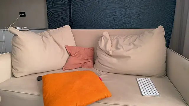 Molly_Beauti webcam