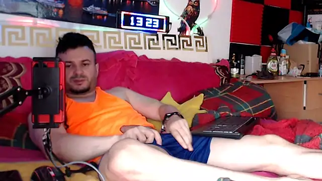 Hugec0ck007 webcam