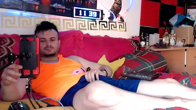 Hugec0ck007 live sex cam