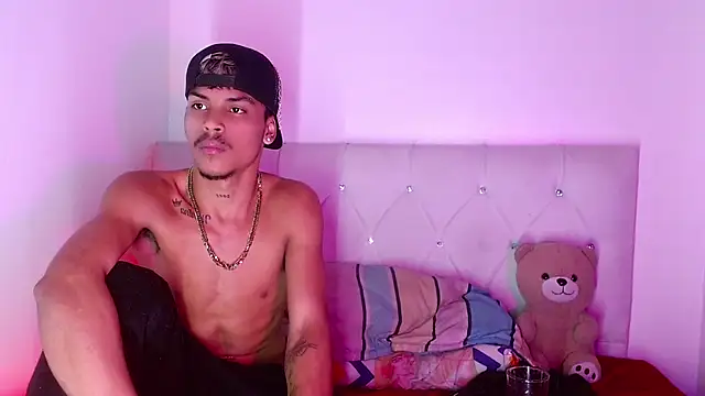 Angel_foxc13 webcam