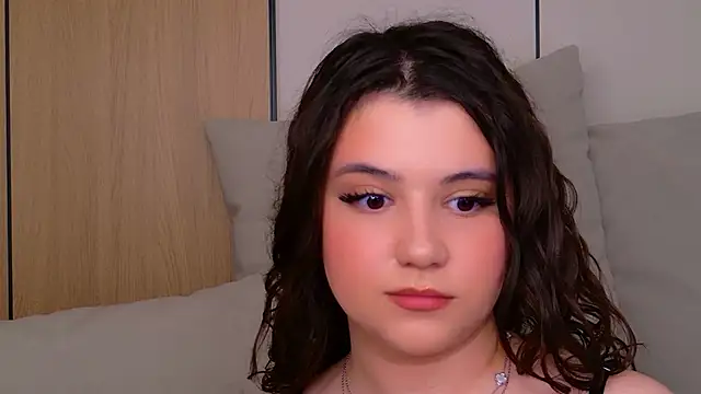 Pauline_Heaven webcam