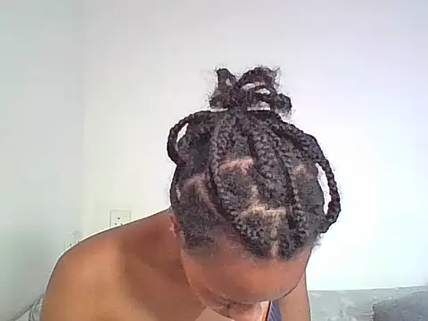Cutie_blondiey webcam