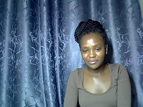 Lynne_pretty4 webcam